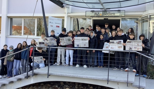 8a und 8b schreiben im Auftrag der Badischen Zeitung (2025)